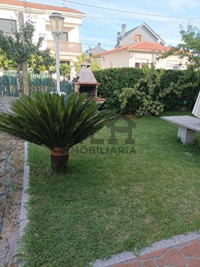 Casa de 4 habitaciones en venta en Galicia, Ourense