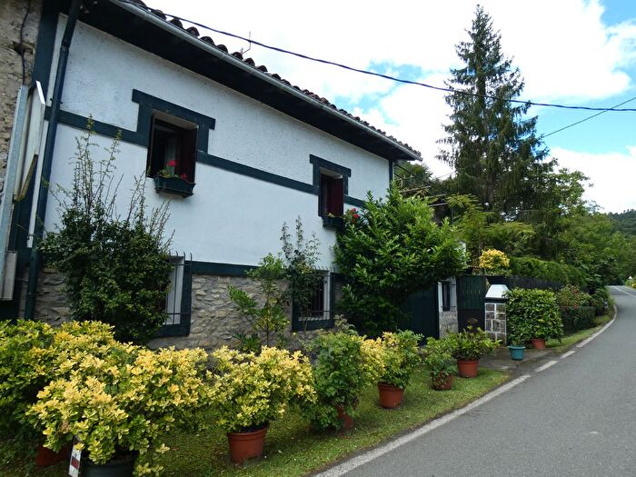 Casa en venta de 3 habitaciones, Artziniega, Araba Álava