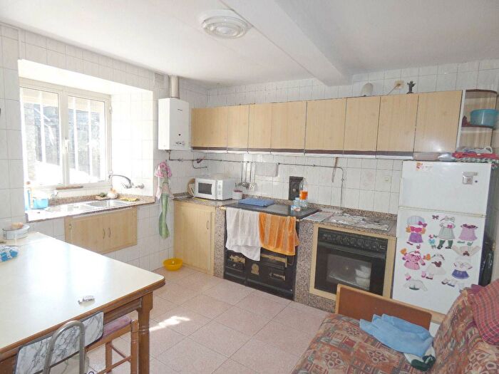 Casas en venta y pisos alquiler - 2