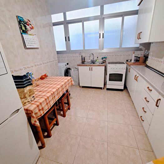 Piso en venta de 3 habitaciones en Barrio Alto San Félix, Almería Capital