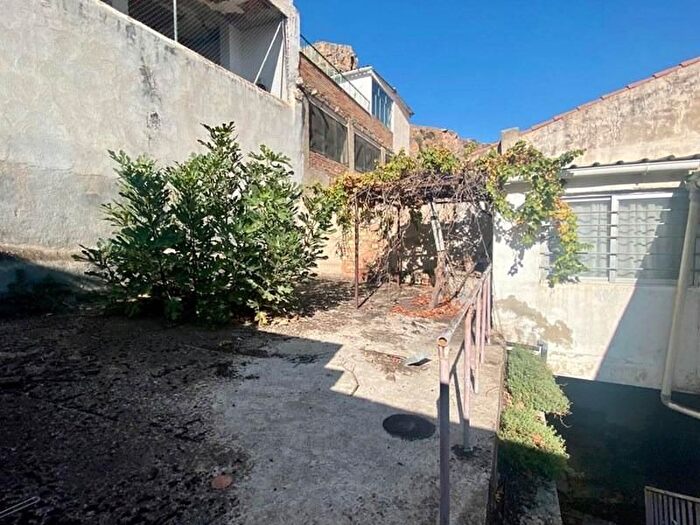 Casa en venta de 4 habitaciones en Colomera, Granada