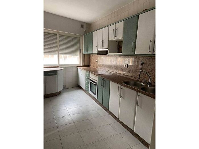 Piso de 3 habitaciones en venta en Galicia, Ourense
