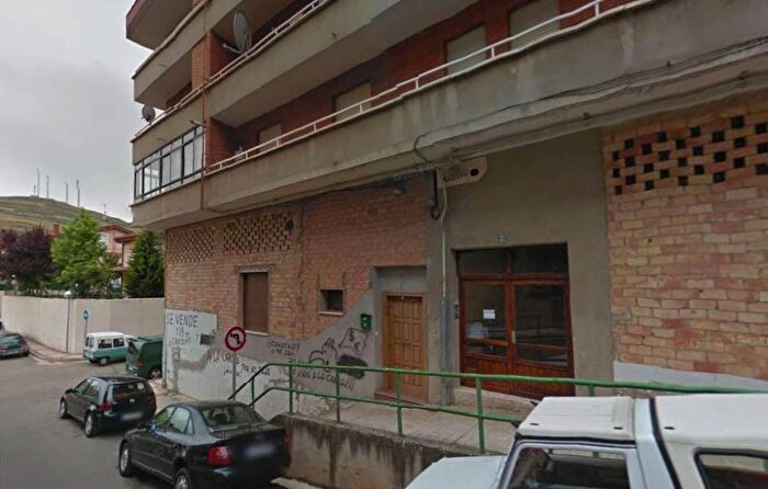 Piso de 3 habitaciones en venta en Castilla y León, Burgos
