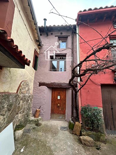 Casa en venta de 3 habitaciones: Valdesotos, Guadalajara