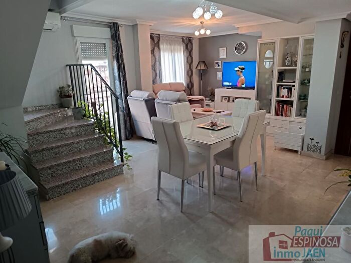 Piso en venta de 3 habitaciones: Torredonjimeno, Jaén