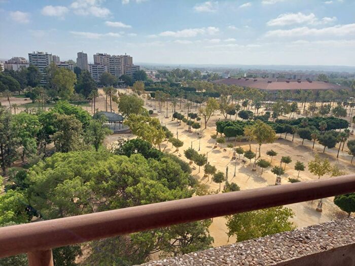 Piso en venta de 4 habitaciones, Andalucía, Cádiz