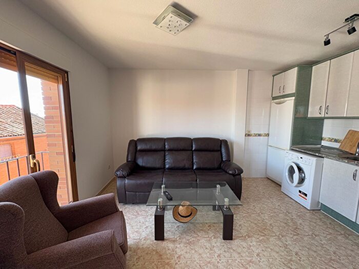 Piso de 3 habitaciones en venta en Pioz, Guadalajara