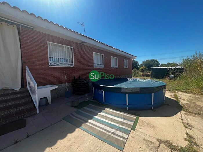 Casa en venta de 4 habitaciones: Castilla La Mancha, Toledo