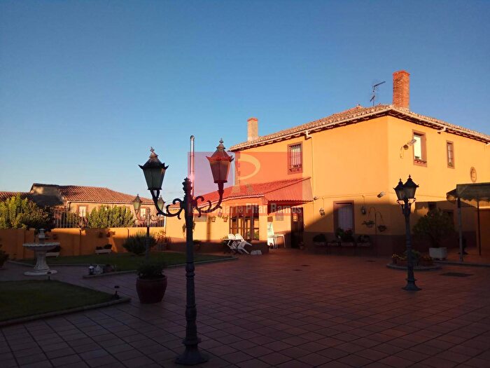 Casa en venta de 5 habitaciones en Castilla y León, León
