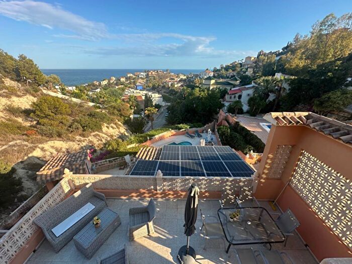 Casa en venta de 5 habitaciones: Comunitat Valenciana, Alicante