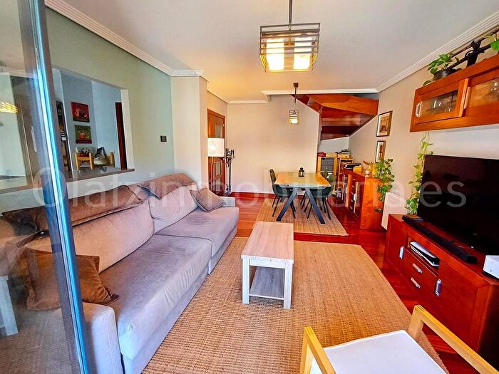 Casas en venta y pisos alquiler - 2