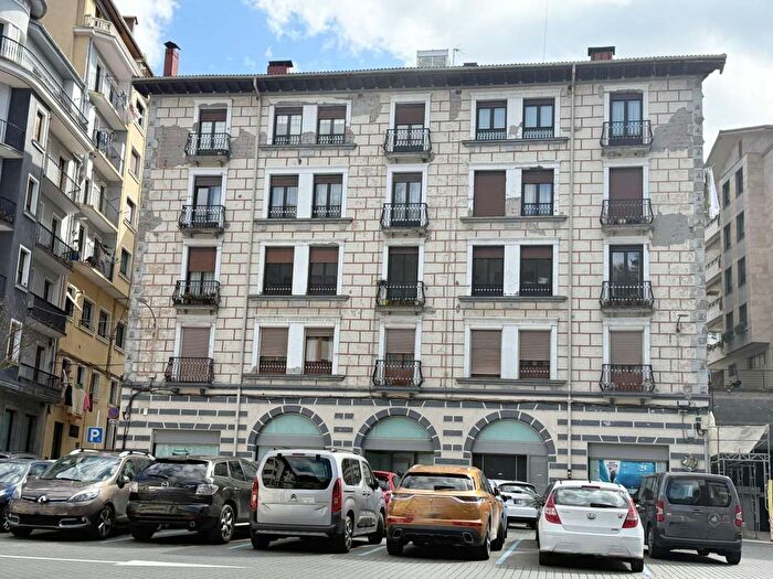 Piso en venta de 4 habitaciones en Elgoibar, Gipuzkoa