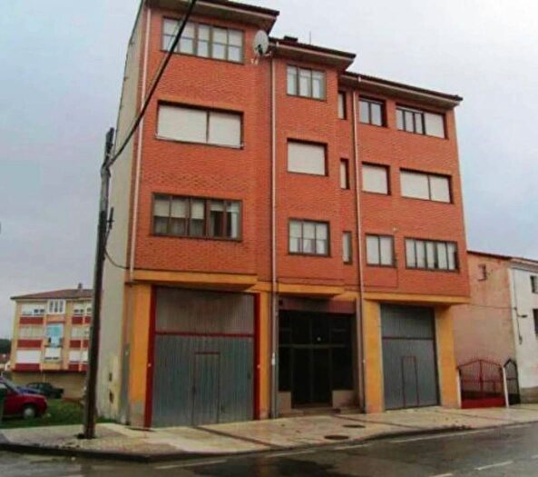 Piso en venta de 3 habitaciones en Castilla y León, Burgos