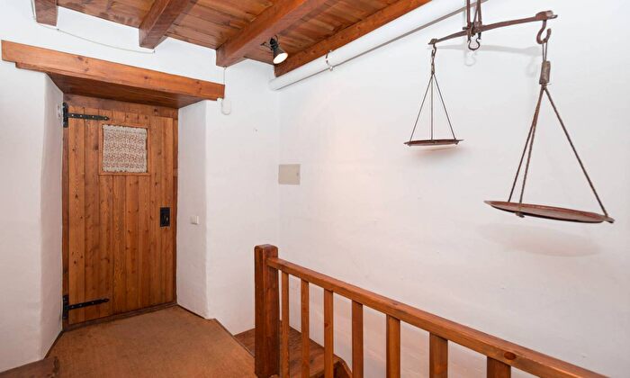 Casas en venta y pisos alquiler - 2