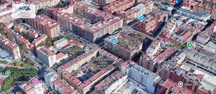 Casas en venta y pisos alquiler - 3