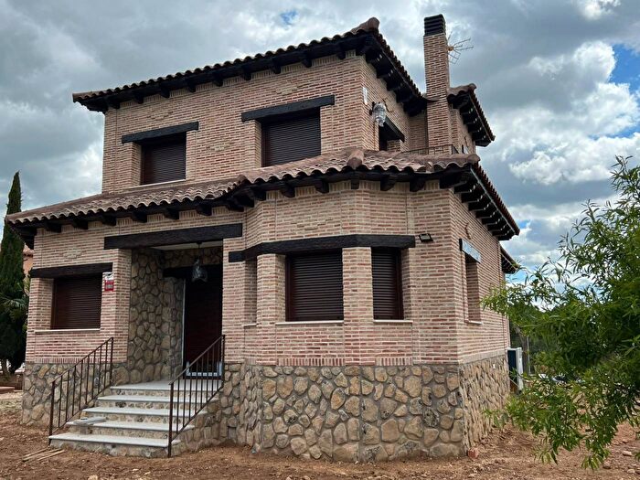 Casa en venta de 3 habitaciones, Castilla La Mancha, Guadalajara