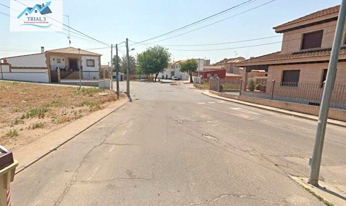 Casa en venta de 4 habitaciones en Castilla La Mancha, Toledo