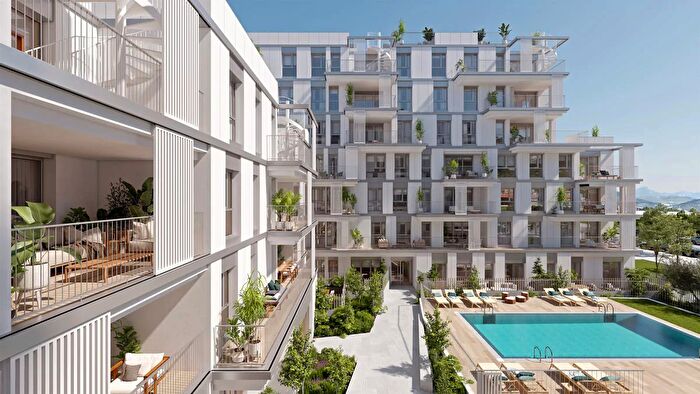 Piso en venta de 3 habitaciones, Llevant, Polígon de Llevant