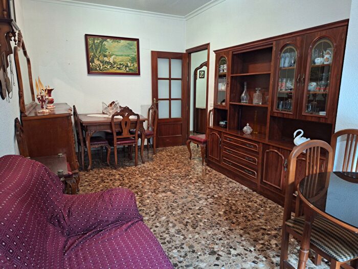 Piso en venta de 3 habitaciones en San Luis, Almería Capital
