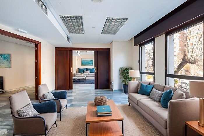 Piso de 4 habitaciones en venta en Ronda, Fígares