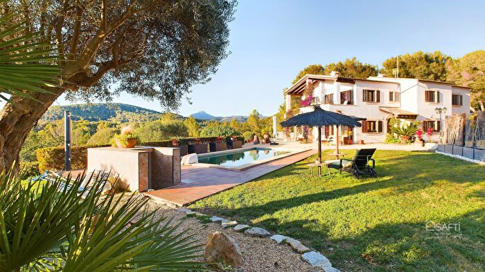 Casa en venta de 5 habitaciones en Calvià pueblo, Calvià