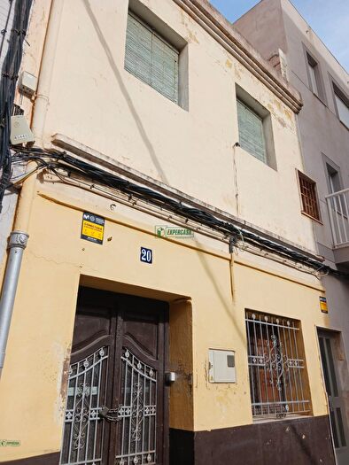 Casa en venta de 6 habitaciones, Poblats Marítims, La Malvarosa