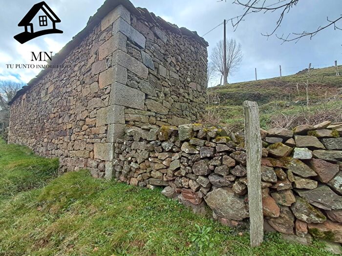 Casa en venta en San Pedro del Romeral, Cantabria