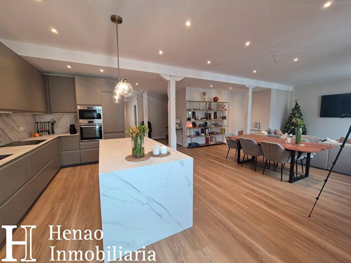 Piso de 5 habitaciones en venta en Abando Albia, Abandoibarra Guggenheim