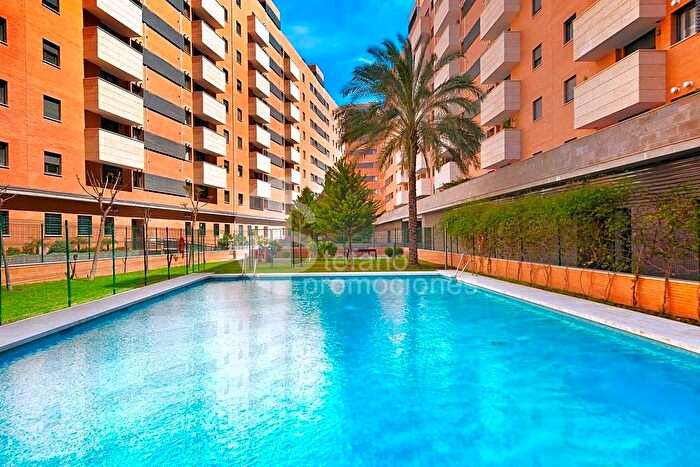 Piso en venta de 3 habitaciones en Carretera de Cádiz, Parque Ayala Jardín de la Abadía Huelín