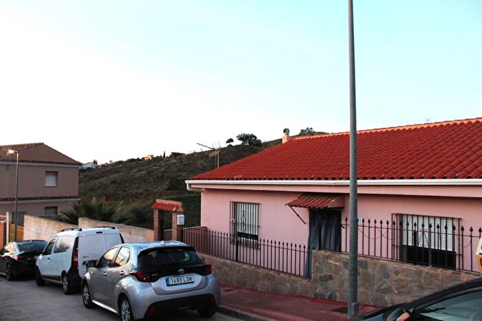 Casa en venta de 6 habitaciones en Puerto de la Torre Atabal, Fuente Alegre El Chaparral Los Morales