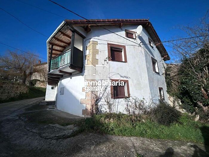 Casa en venta de 3 habitaciones, Merindad de Valdeporres, Burgos