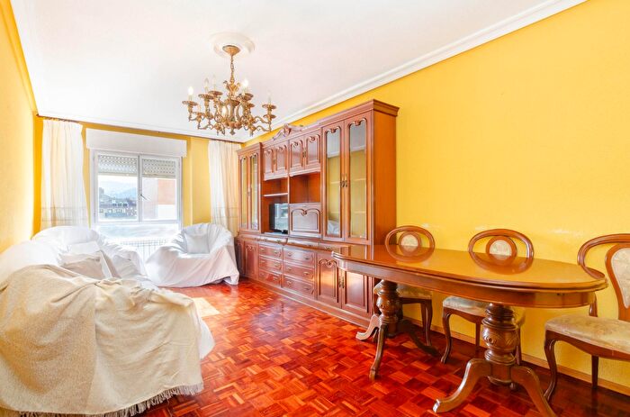 Piso en venta de 4 habitaciones: Grado, Asturias