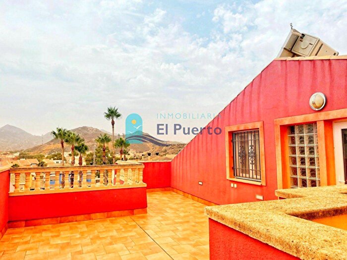 Casa de 6 habitaciones en venta en Región de Murcia, Murcia