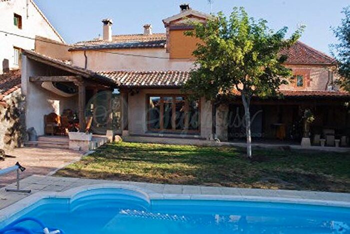 Casa en venta de 4 habitaciones, Castilla y León, Segovia
