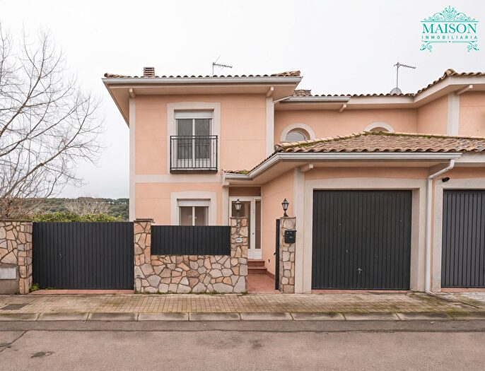 Casa en venta de 4 habitaciones, El Casar, Guadalajara