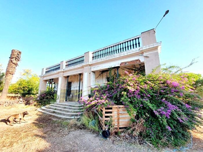 Casa en venta de 4 habitaciones en Badajoz, Extremadura