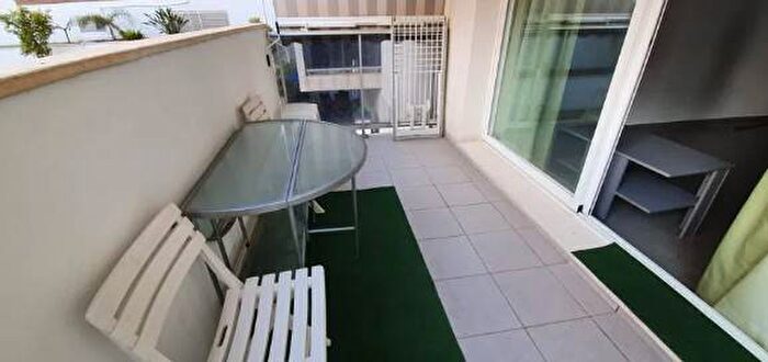 Piso en venta de 2 habitaciones en Comunitat Valenciana, Alicante