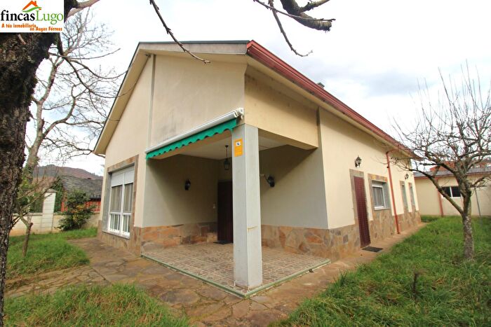 Casa en venta de 5 habitaciones, Baralla, Lugo