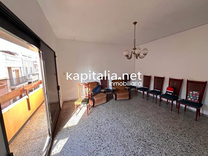 Piso en venta de 4 habitaciones en Comunitat Valenciana, València