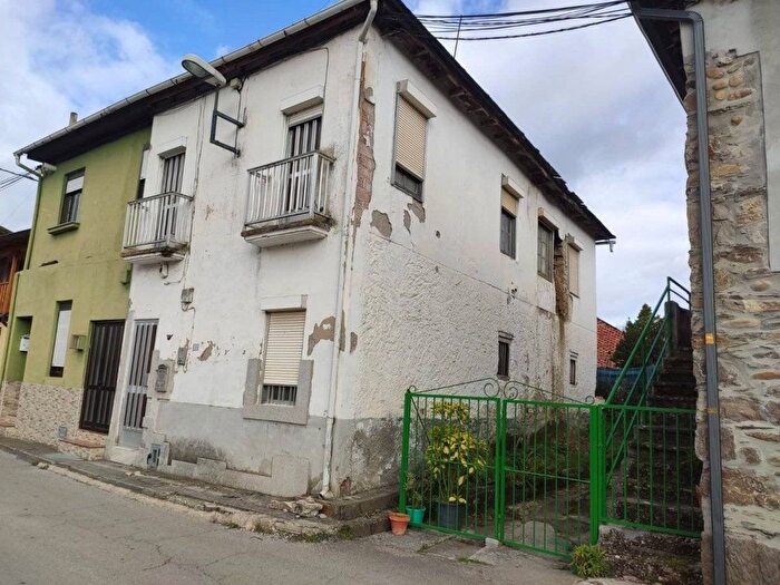 Casa en venta de 3 habitaciones en Castilla y León, León