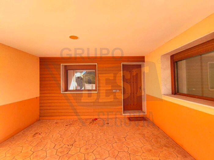 Casa en venta de 2 habitaciones en Castilla y León, Segovia
